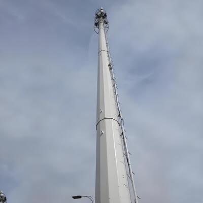 Monopole Tower Telecom Çelik Yapı Tasarım Kodu TIA EIA 222 G F Rüzgar Hızı 250 km/saat'e kadar Verim Gücü 355 Mpa