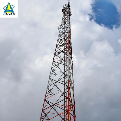 Yol İstasyonu Telekom için 40M 52M 70Meter Önceden Delinmiş Delikler 3 Ayaklı Açı Çelik Kule