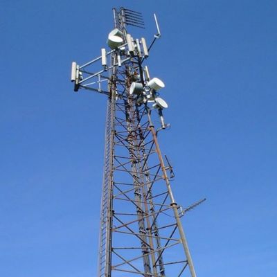 Tubular Telekom Çelik 3 Bacaklı Kule Mobil Ağ 4G 5G Sinyal Radyo Anten Üçgen Telekomünikasyon Kulesi ve Aksesuarları