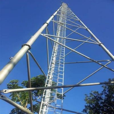 30m boru Wifi 3 bacak Tubular çelik kule ızgara dikişsiz mast Mikrodalga iletişim anten kule