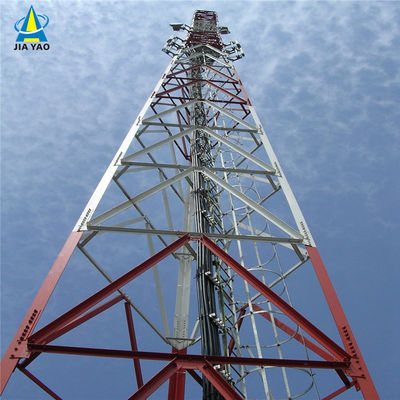 Üç bacaklı, serbest ayakta bulunan, 60 derece açılı çelik, telekom galvanizli çelik kule.