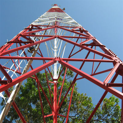 4 Bacaklı Çerezli Galvanizli Köşeli Çelik Kulesi 50M Hücre Telekomünikasyon Köklü Mast