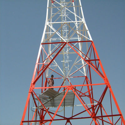 4 Bacaklı Çerezli Galvanizli Köşeli Çelik Kulesi 50M Hücre Telekomünikasyon Köklü Mast