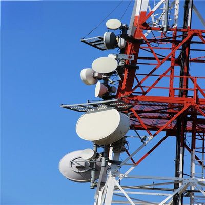 4 Bacak Çevre Çelik Demir Kendini Destekleyen Telekom Çerez Kulesi &amp; İnternet ISP Kablosuz 5G Anten Kulesi