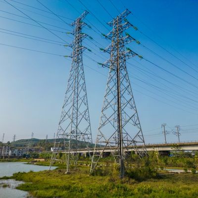 Köşe Demir Yüksek Voltajlı Elektrik Kulesi Rüzgar Hızı 30-180 Km/H 132kv İletişim Kulesi