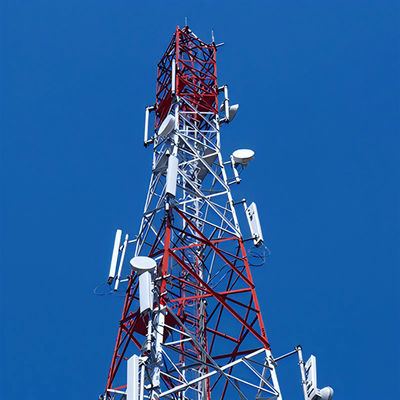 İletişim için 30m kendi kendini destekleyen ızgara kulesi GSM açılı çelik kule
