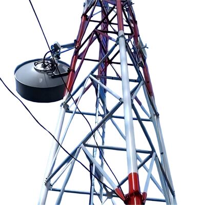 ANSI/TIA-222-G-H-F tasarım kodlarına dayanan minimal yapısal malzeme kullanımı ile yüksekliği en üst düzeye çıkarmak için tasarlanan Guyed Wire Tower