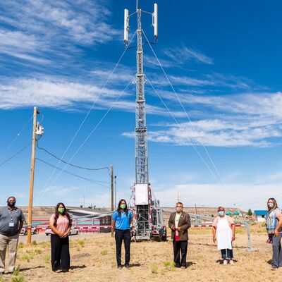Teleskopik Çerez Kulesi 15-30M Galvanizli Çelik Kamyon Montajlı İletişim Anten 40M/S Rüzgar Direnci