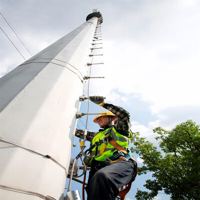 GB T ve EN 10025 standartlarını karşılayan yüksek germe çelik ve yumuşak çelik sınıflarından oluşan Monopole Tower telekom yapısı