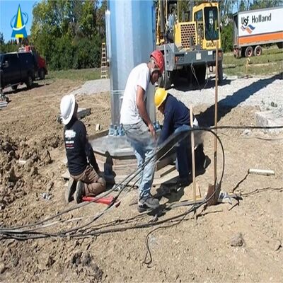 Monopole Tower telekom tek ocağı, A36 astm EN 1991 1 4 ve EN 1993 3 1 tasarım kodlarına uyan Q235 ve Q355 çelik sınıflarından yapılmıştır