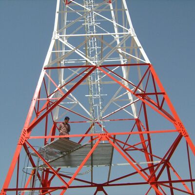 IP65 Weatherproof 4 Leg Lattice Tower Wind Resistant For Outdoor 5G Base Station