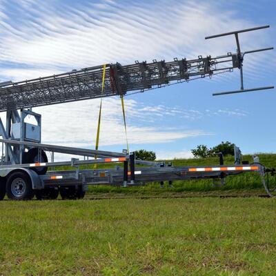 Mobile Emergency Communication Tower Trailer with Telescopic Mast for Rapid Deployment and Disaster Recovery